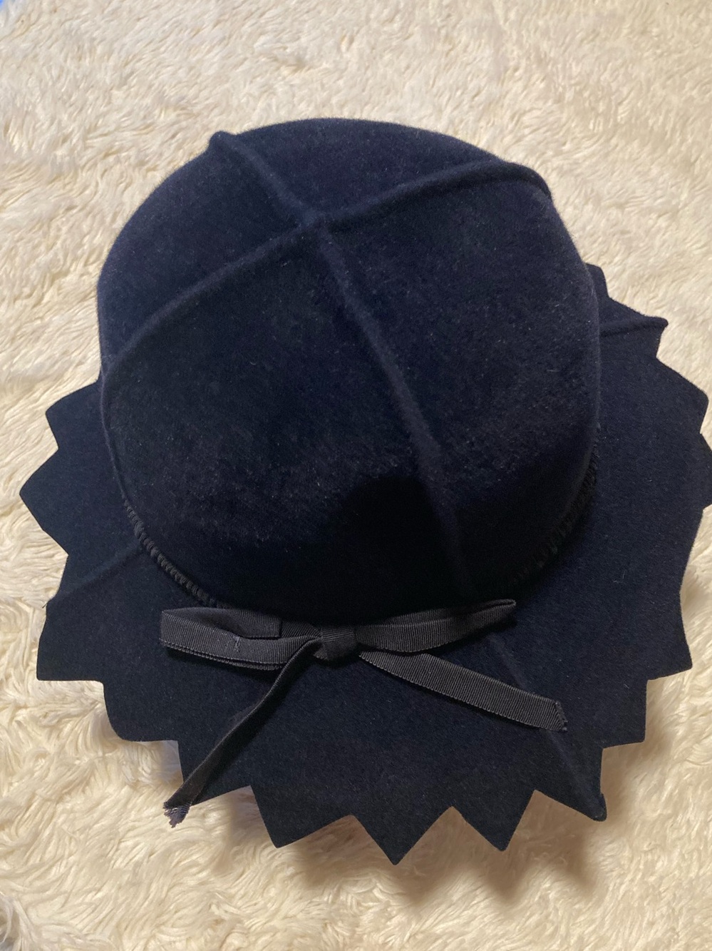 Vintage Navy Cloche Wool felt Bucket HAT - Christine Original Park Ave.